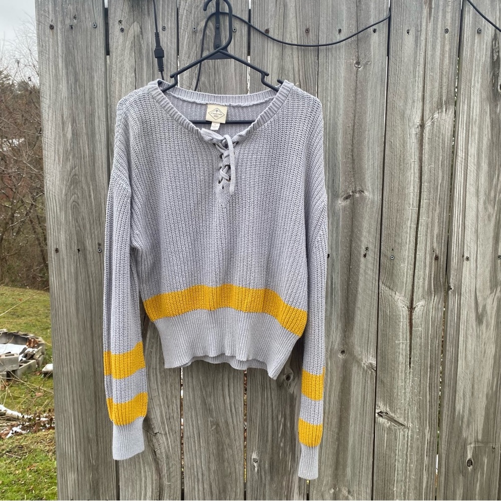 St Johns Bay Grey Yellow Striped Lace Up V-Neck Shaker Knit Sweater Womens Large